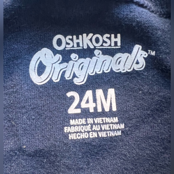 Oshkosh B’gosh Boys 2T Long Sleeve T-Shirt GUC - Picture 2 of 5